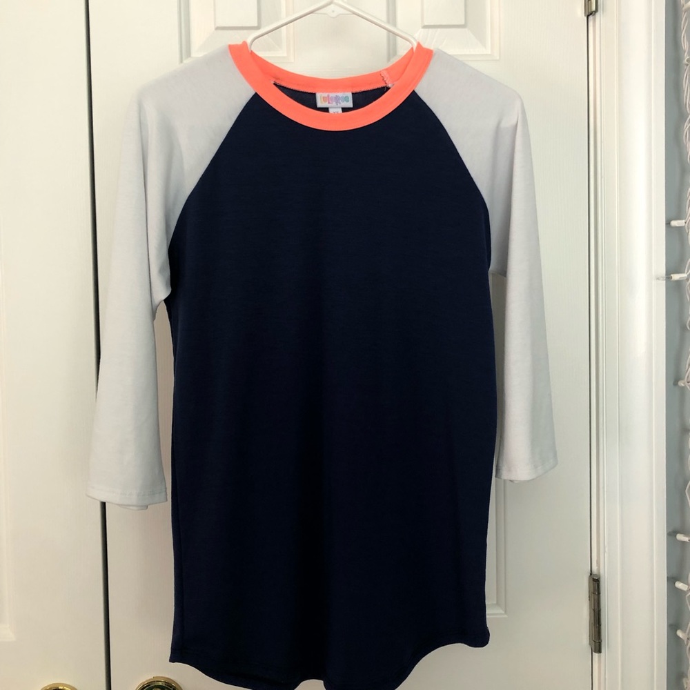 Lularoe randy tee